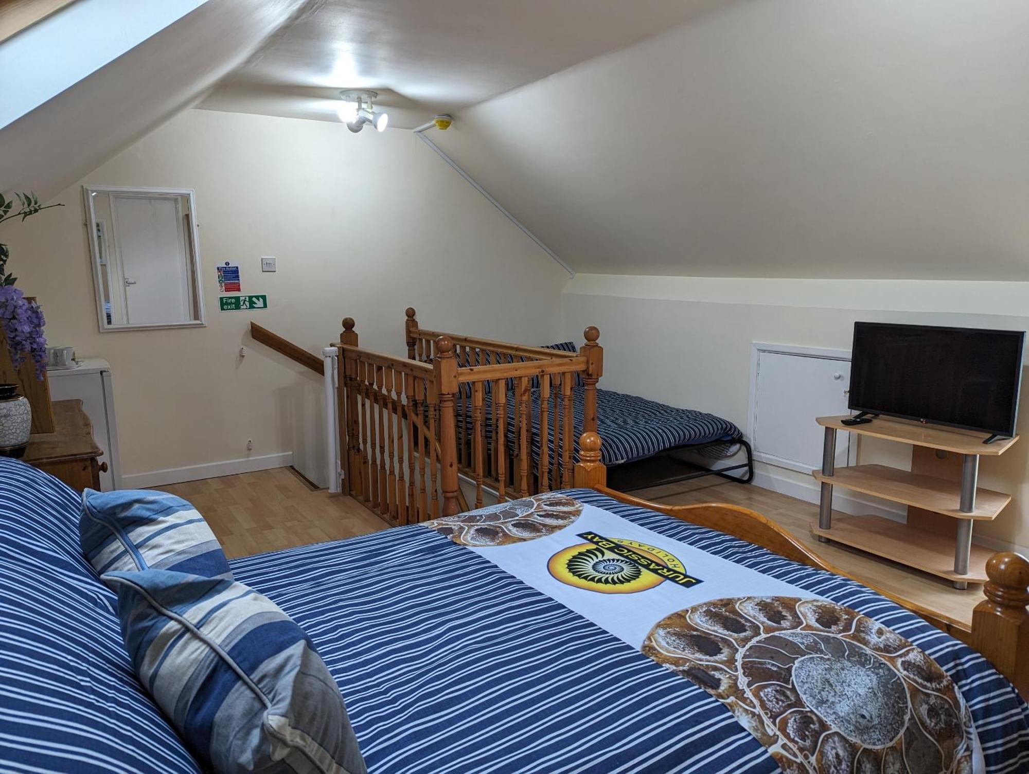 Jurassic Bay Holidays Weymouth Bilik gambar